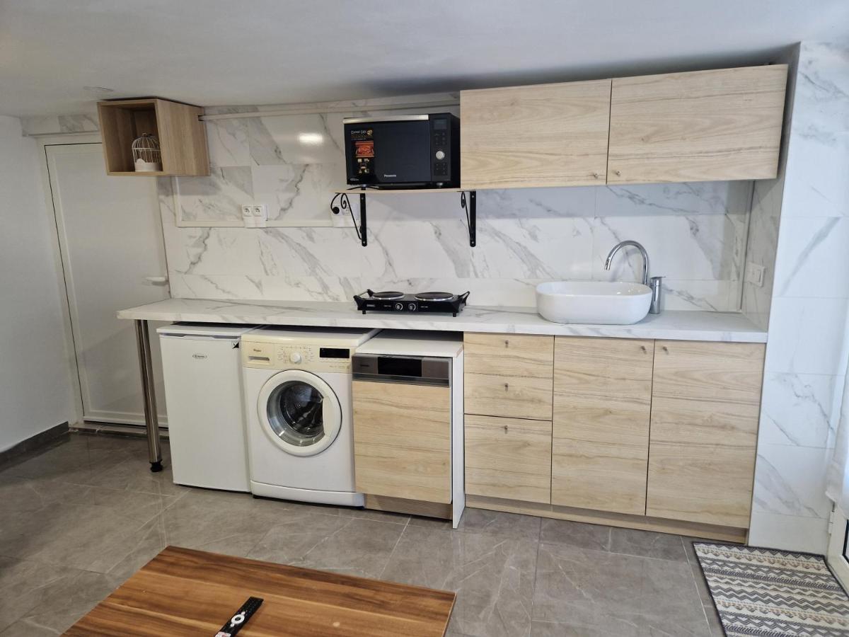 L'Auberge De Sucy - Studio Climatise Exteriör bild